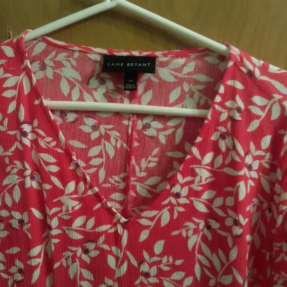 Lane Bryant Pink Floral 3/4 Sleeves Women's Top Fit & Flare Size 16 (21" X 28") - Picture 8 of 8